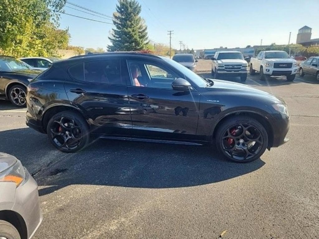 Used 2024 Alfa Romeo Stelvio Veloce SUV