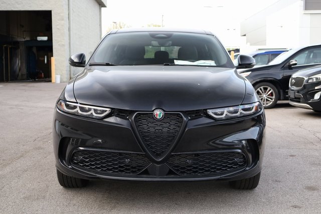 2025 Alfa Romeo Tonale Veloce photo 3