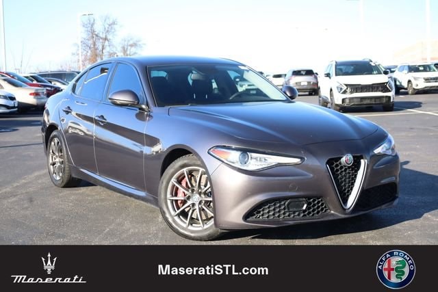 2018 Alfa Romeo Giulia Base's photo