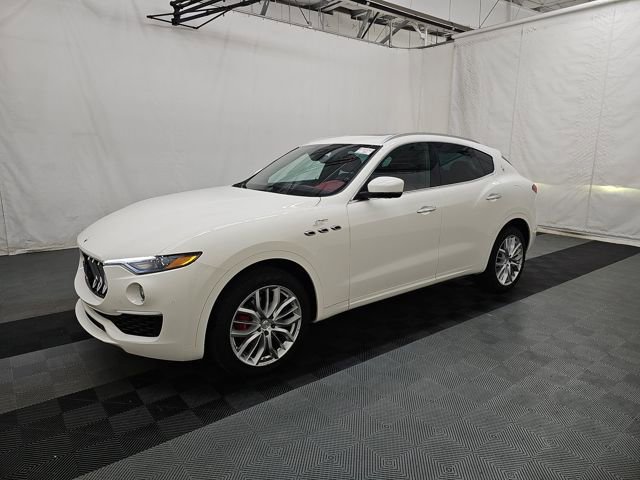 2022 Maserati Levante GT's photo