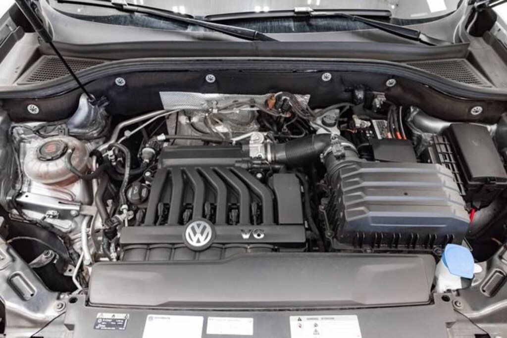 Used 2023 Volkswagen Atlas Cross Sport 3.6L V6 SEL Premium R-Line SUV