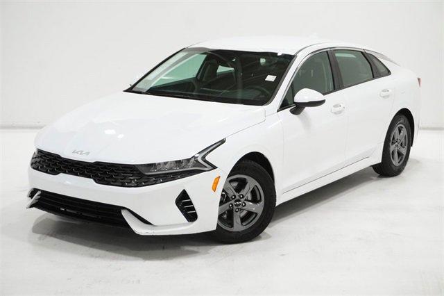 Used 2022 Kia K5 LXS with VIN 5XXG14J21NG138316 for sale in Saint Peters, MO