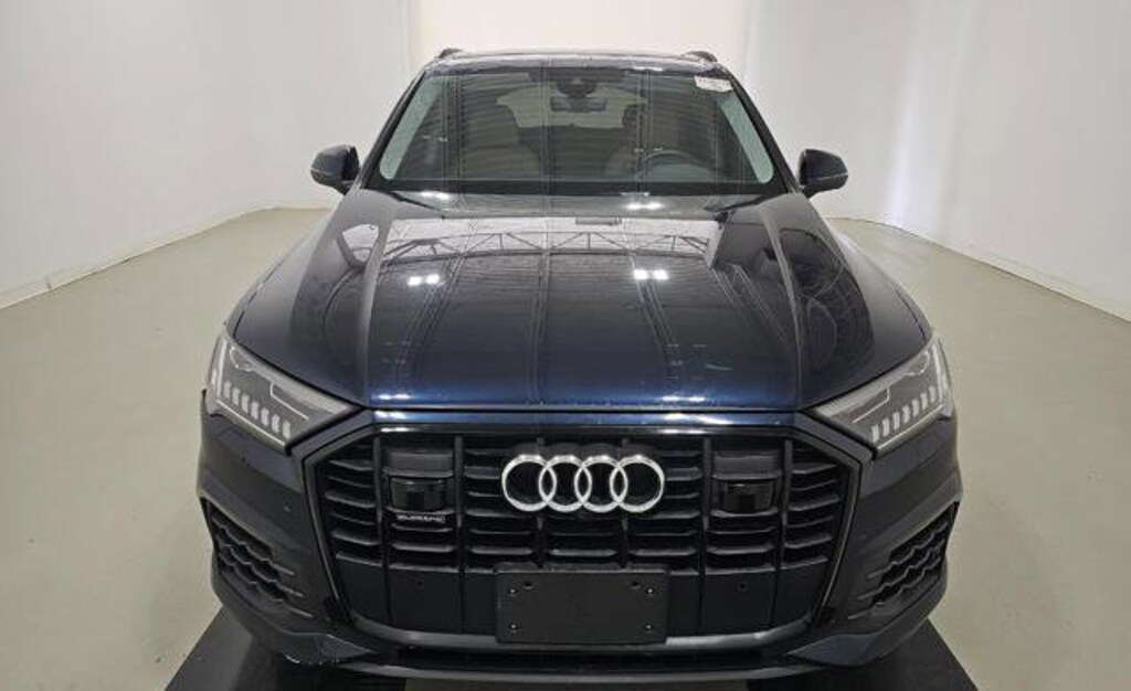 Used 2024 Audi Q7 45 Premium SUV