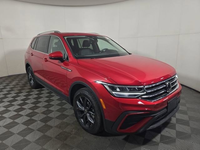2023 Volkswagen Tiguan SE photo 3