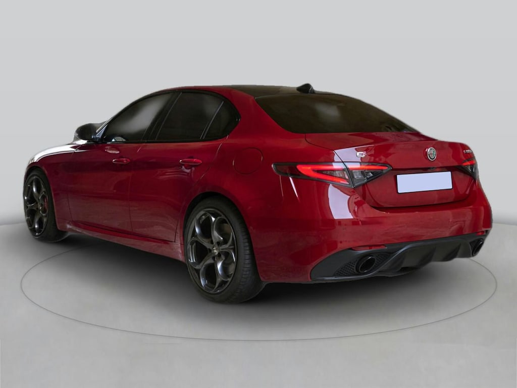 New 2025 Alfa Romeo Giulia AWD Sedan