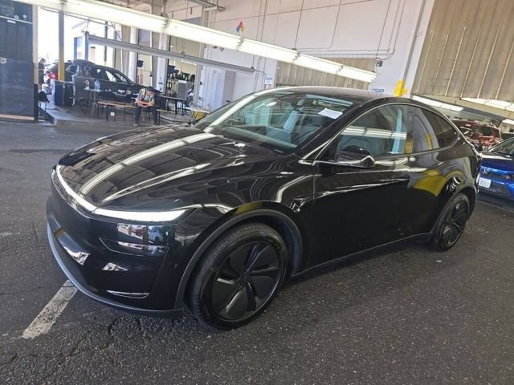Used 2026 Tesla Model Y SUV
