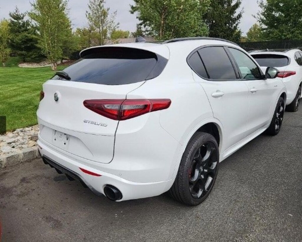 Used 2022 Alfa Romeo Stelvio Ti SUV