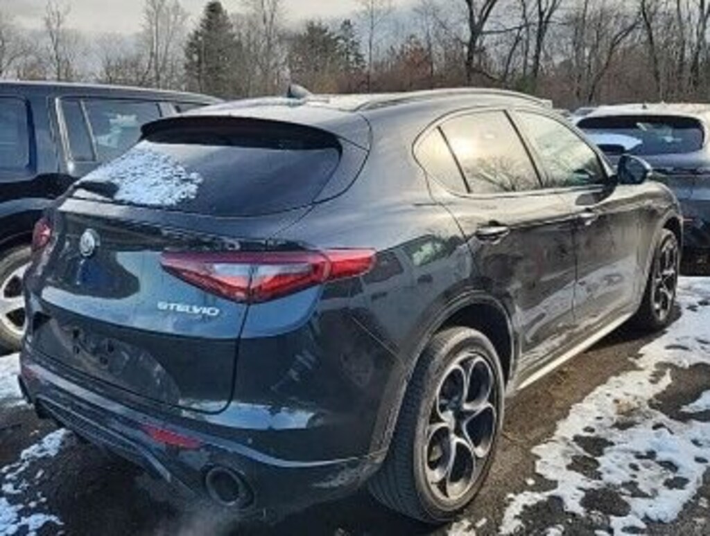 Used 2022 Alfa Romeo Stelvio Ti SUV