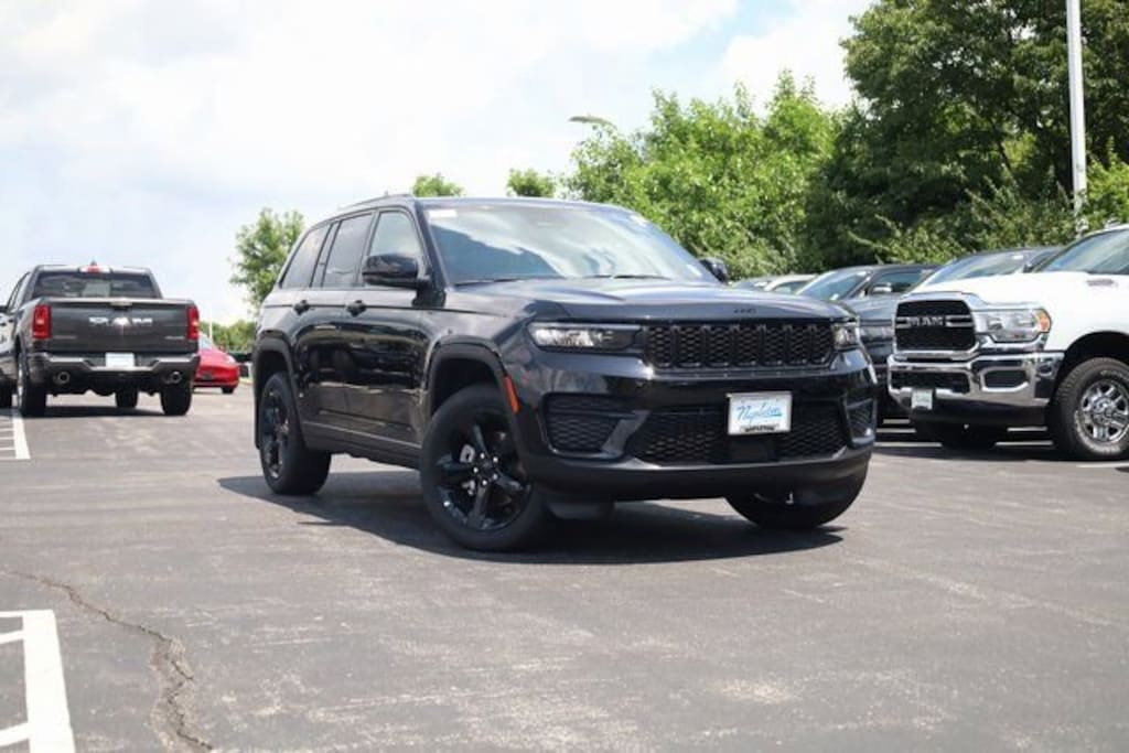 New 2025 Jeep Grand Cherokee Altitude X Altitude X 4x4
