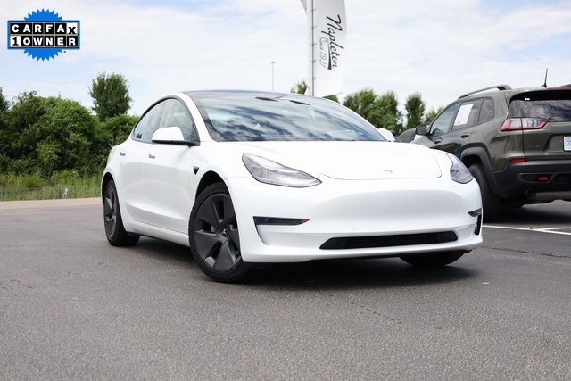 Used 2021 Tesla Model 3 Base with VIN 5YJ3E1EA2MF096422 for sale in St. Peters, MO