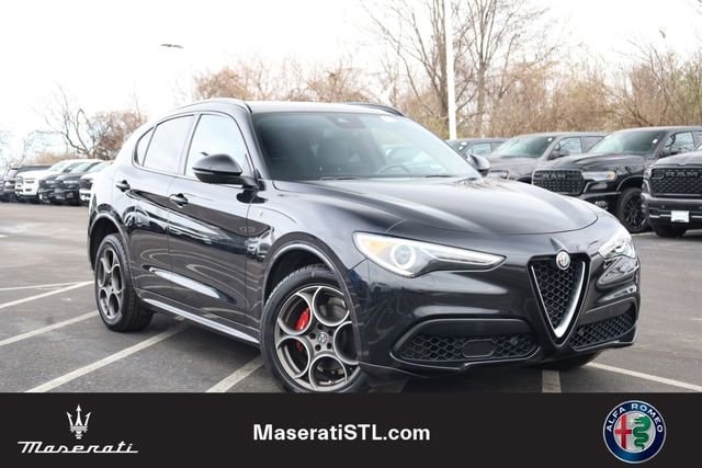 2023 Alfa Romeo Stelvio Ti's photo