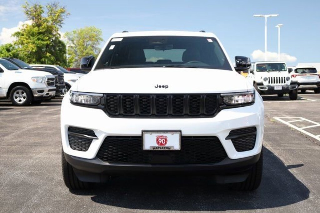 New 2025 Jeep Grand Cherokee Altitude X Altitude X 4x4