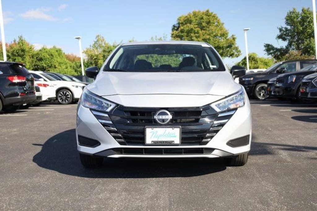 Used 2025 Nissan Versa 1.6 S Sedan