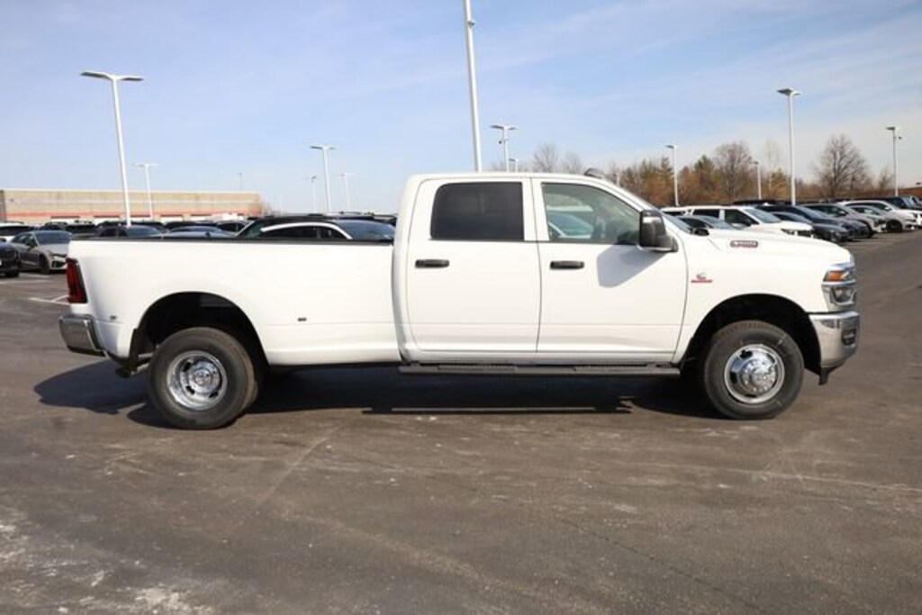 New 2026 Ram 3500 Tradesman Tradesman 4x4 Crew Cab 8 Box