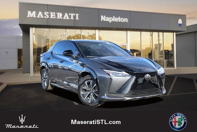 2023 Lexus RZ Premium's photo
