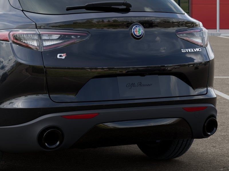 2025 Alfa Romeo Stelvio Base - Photo 13