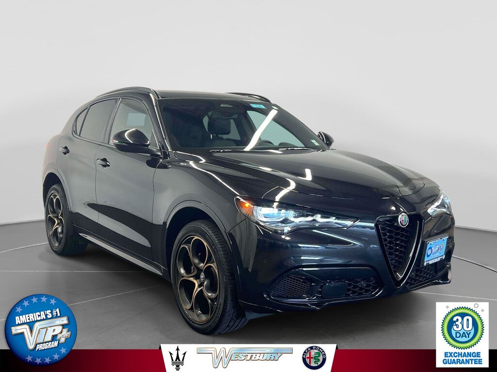 Used 2025 Alfa Romeo Stelvio Intensa SUV