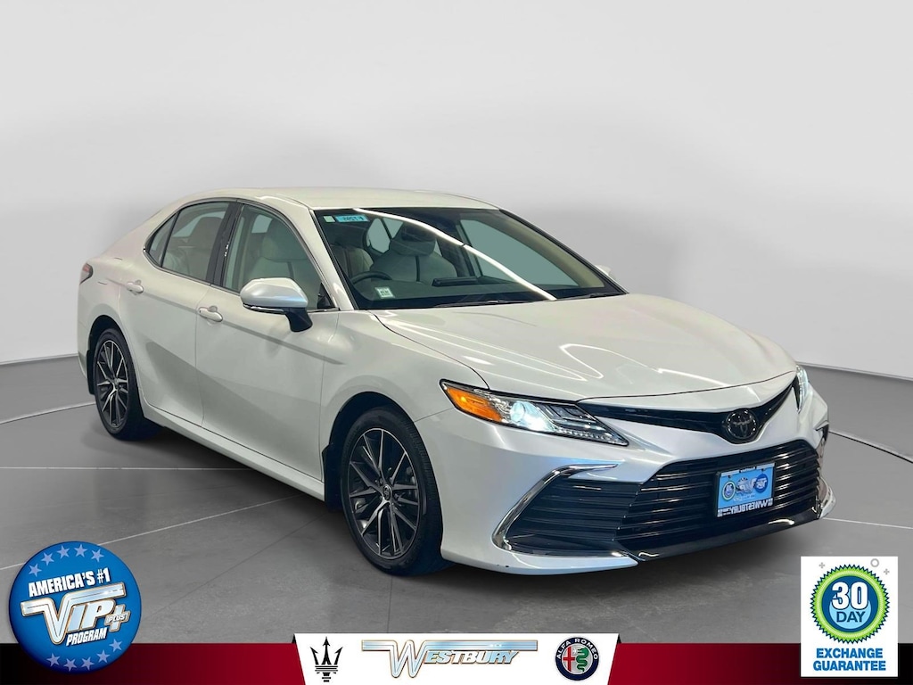 Used 2024 Toyota Camry XLE Sedan