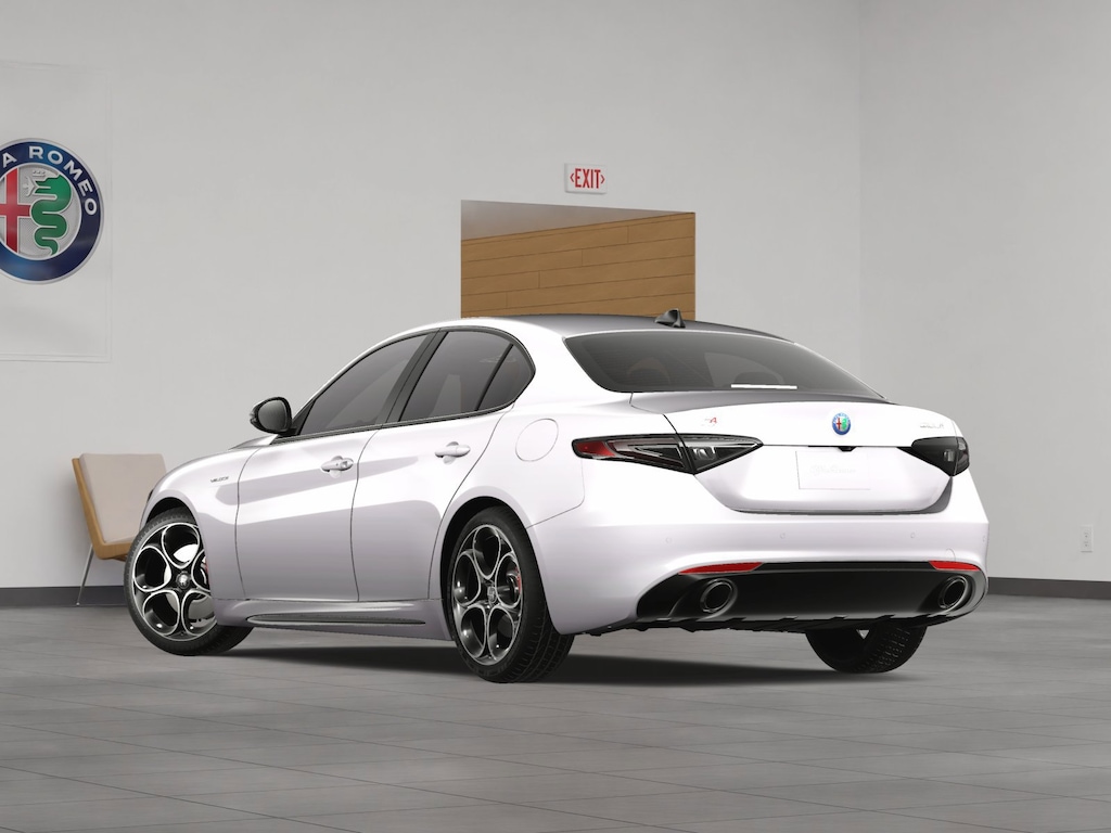 New 2025 Alfa Romeo Giulia AWD Sedan