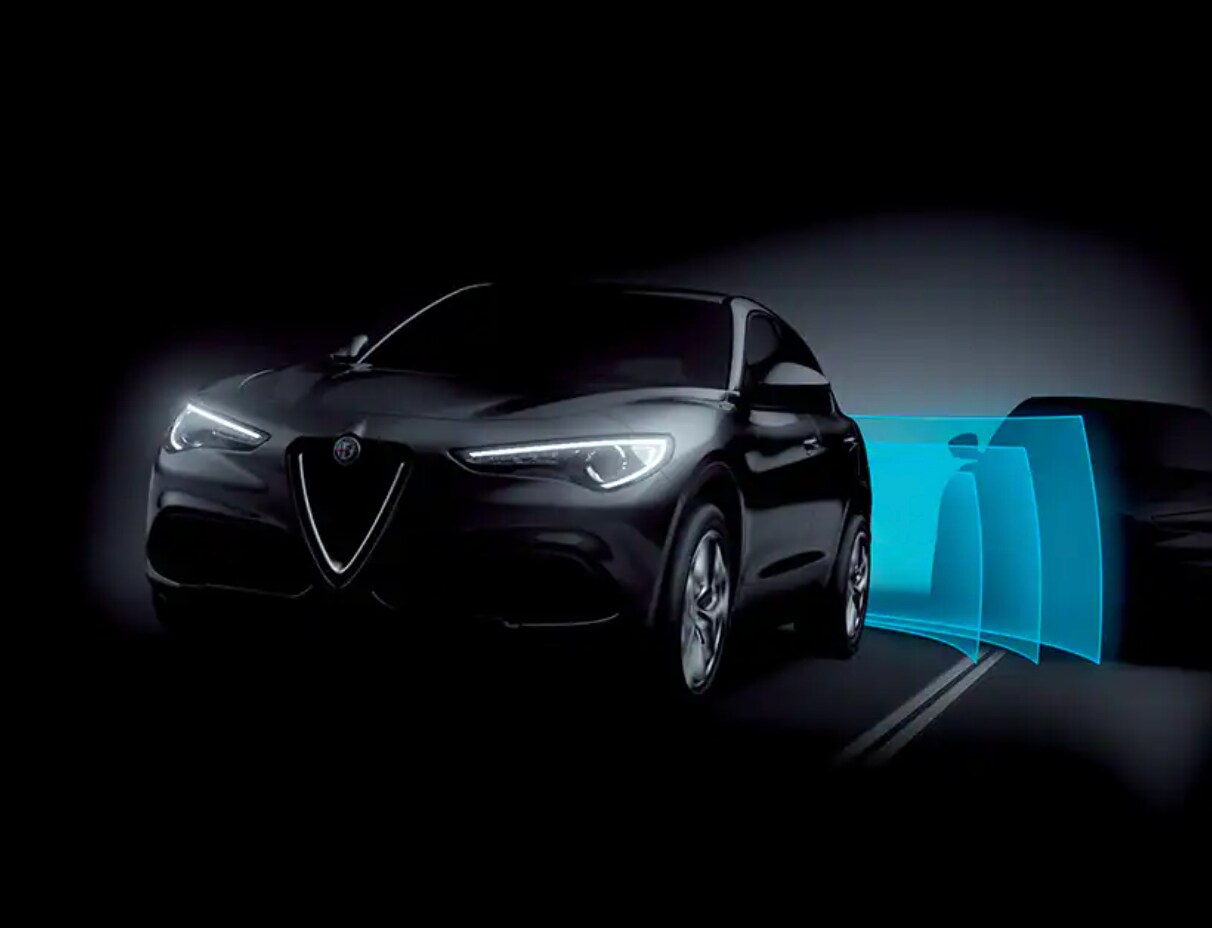 2022 Alfa Romeo Stelvio4.png