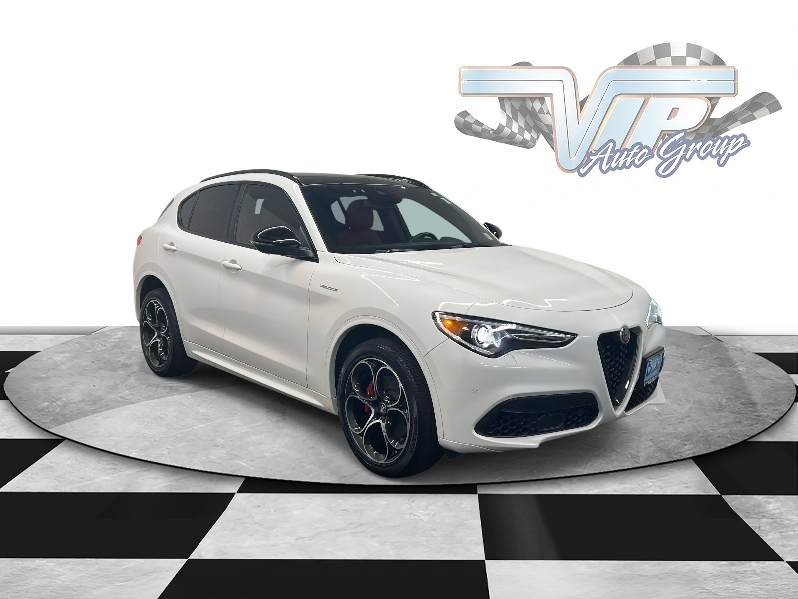 2023 Alfa Romeo Stelvio Veloce's photo