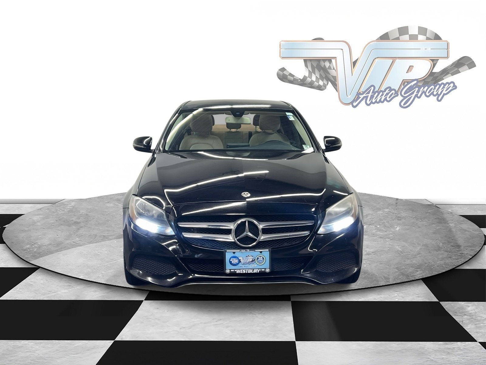 Used 2018 Mercedes-Benz C-Class Sedan C300 with VIN WDDWF4KB1JR325404 for sale in Westbury, NY