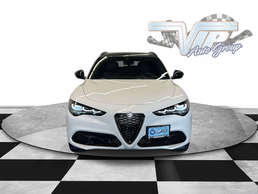 Used 2025 Alfa Romeo Stelvio  SUV