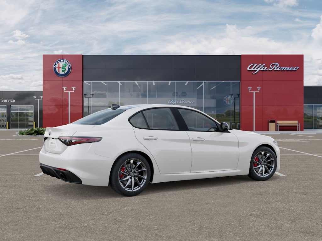 New 2025 Alfa Romeo Giulia AWD Sedan
