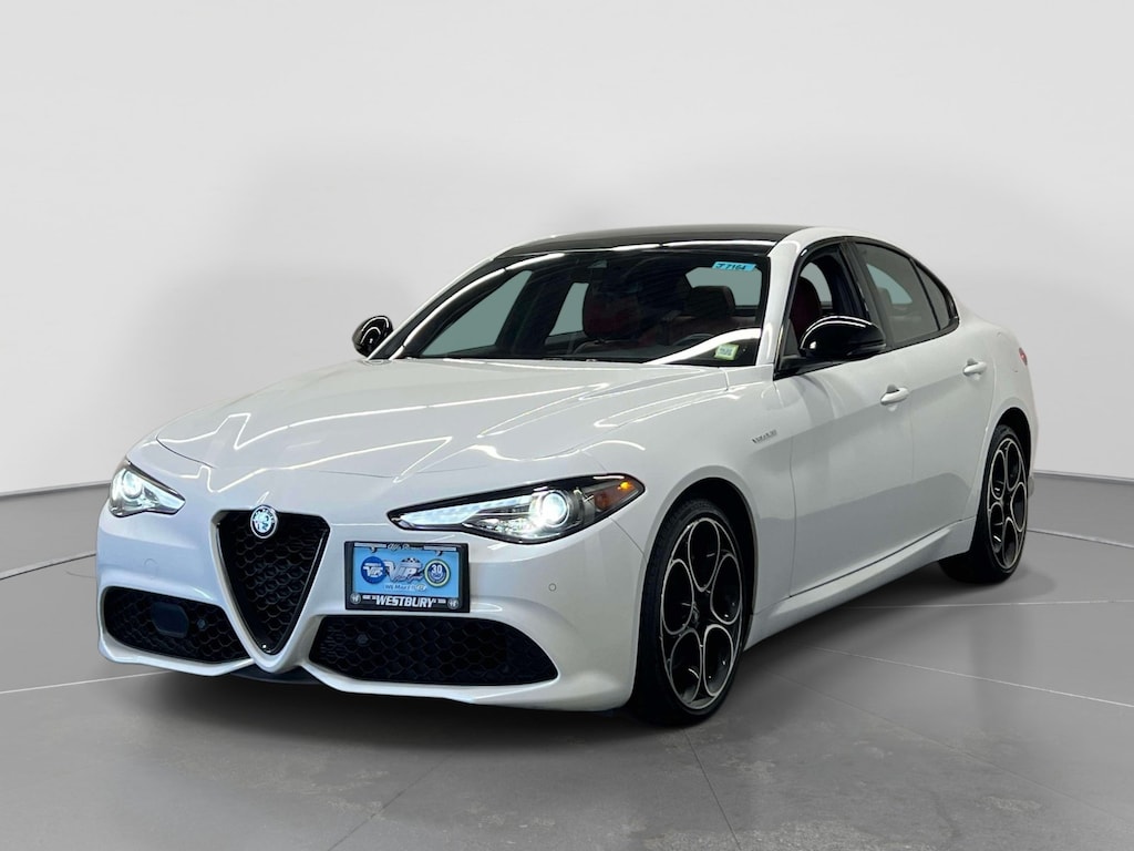 Used 2023 Alfa Romeo Giulia Ti Sedan