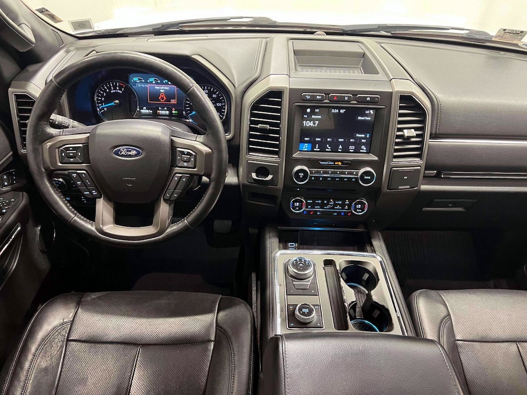 Used 2018 Ford Expedition XLT SUV