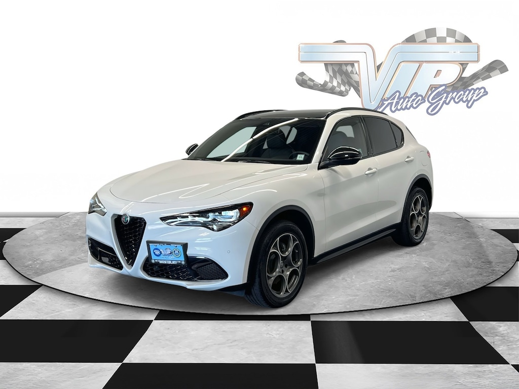 Used 2025 Alfa Romeo Stelvio  SUV