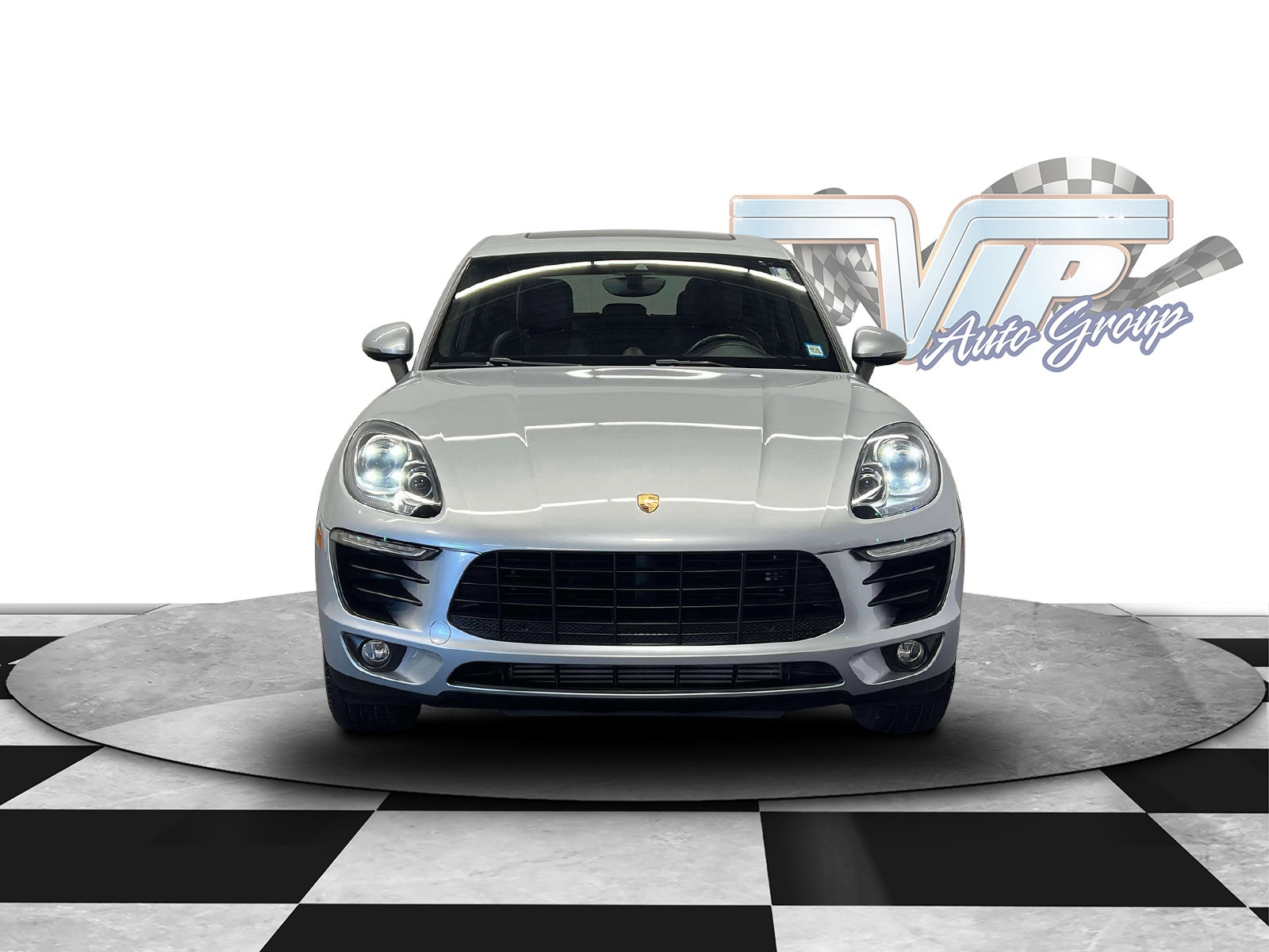 Used 2017 Porsche Macan Base with VIN WP1AA2A51HLB83084 for sale in Westbury, NY