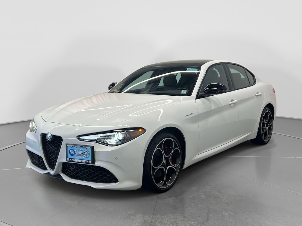 Used 2022 Alfa Romeo Giulia Ti Sedan