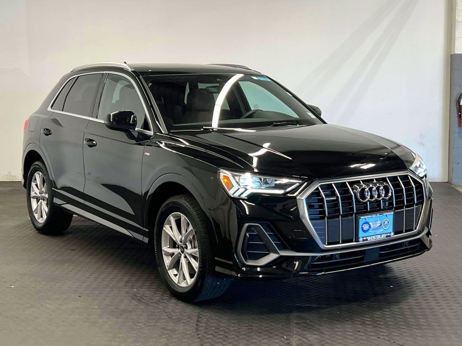 2025 Audi Q3's photo