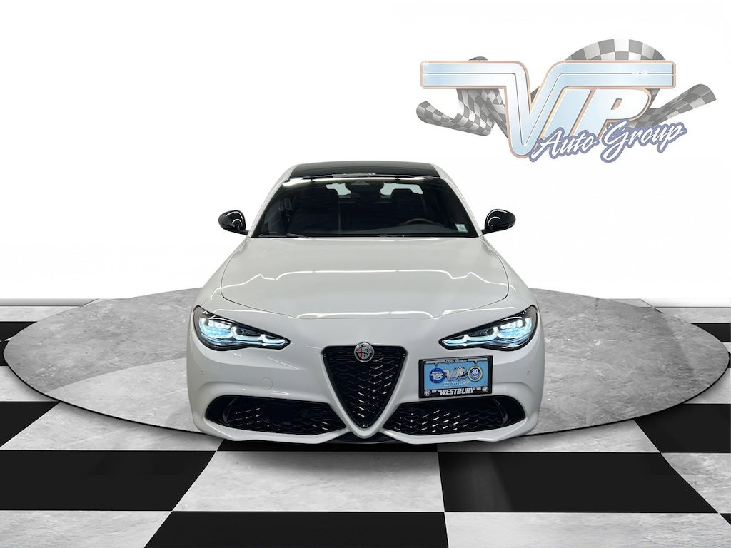 Used 2025 Alfa Romeo Giulia Special Edition Sedan