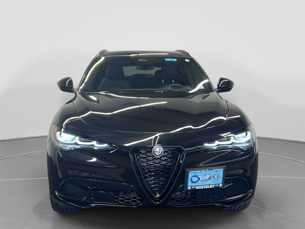 Used 2025 Alfa Romeo Stelvio Intensa SUV