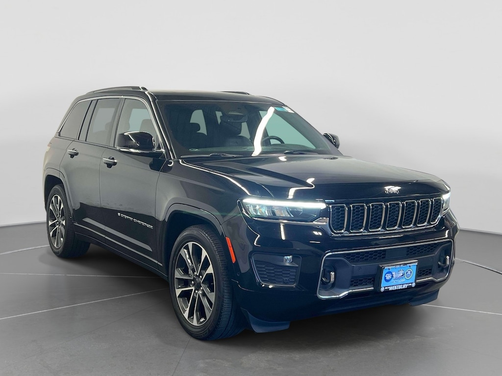 Used 2022 Jeep Grand Cherokee Overland SUV
