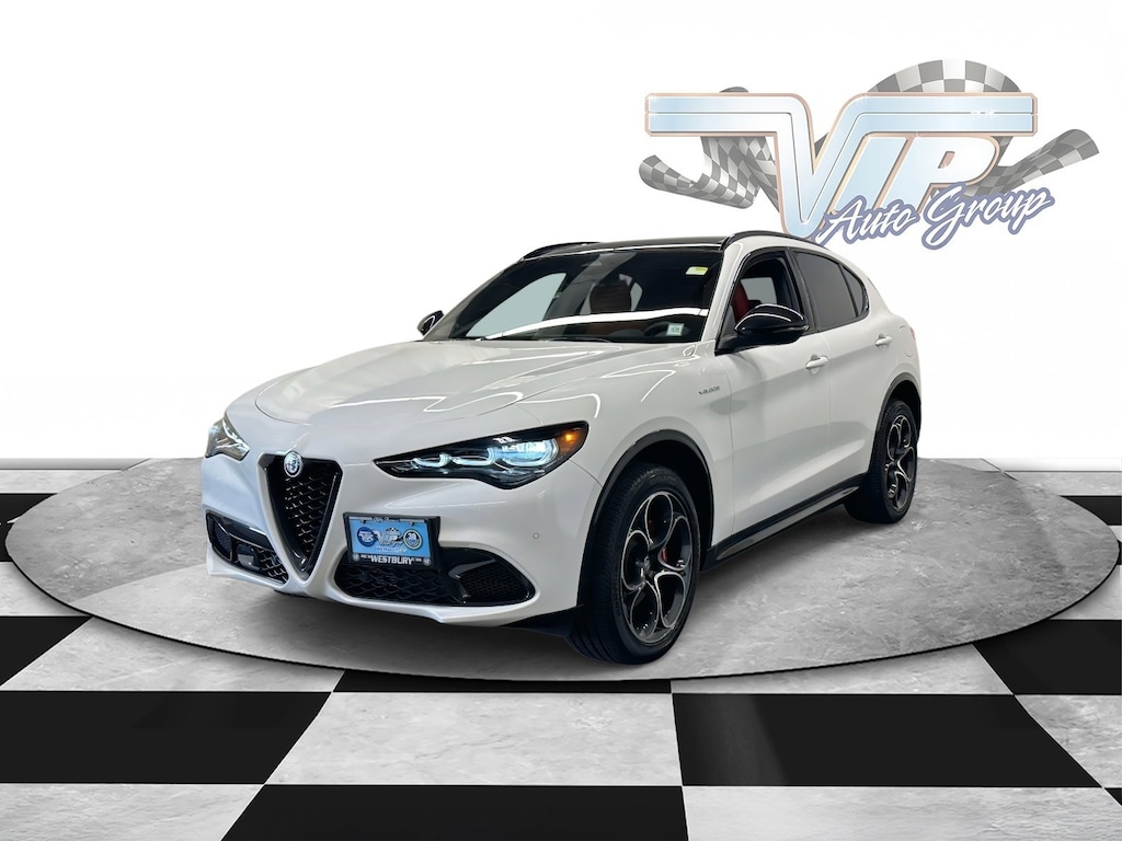 Used 2025 Alfa Romeo Stelvio SUV