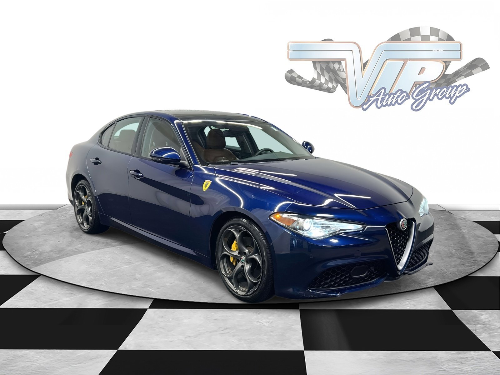 2018 Alfa Romeo Giulia Ti Sport's photo