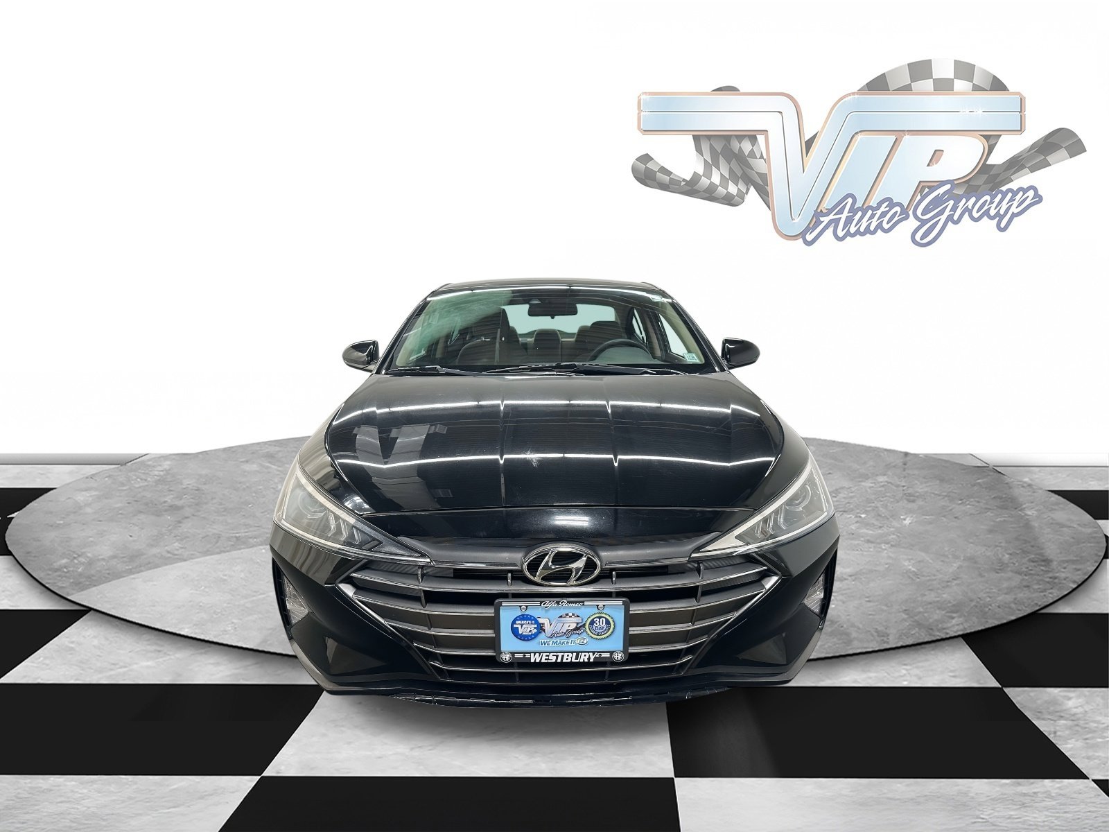 Used 2020 Hyundai Elantra SE with VIN 5NPD74LF7LH502564 for sale in Westbury, NY