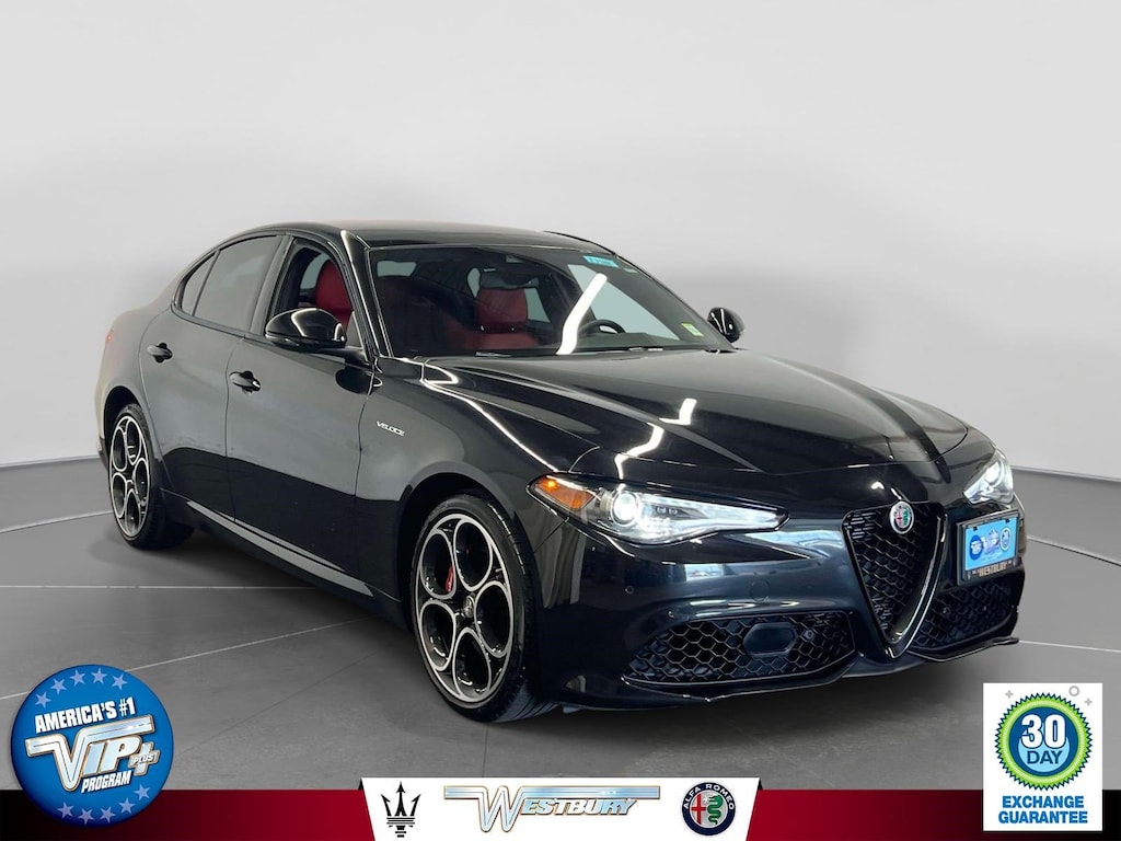 Used 2023 Alfa Romeo Giulia Ti Sedan
