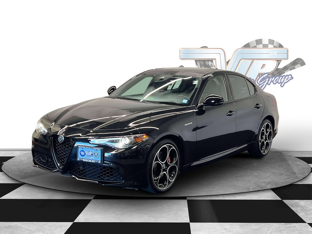 Used 2022 Alfa Romeo Giulia Ti Sedan