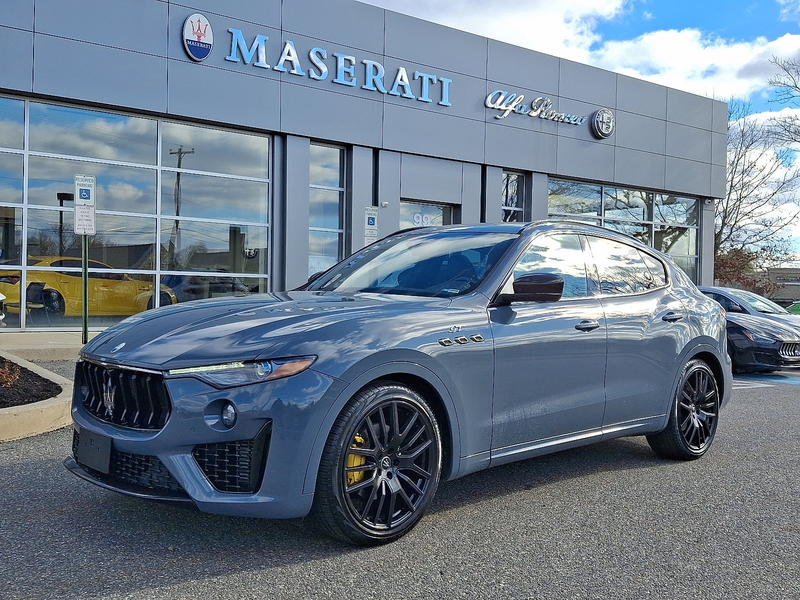 2022 Maserati Levante GT's photo