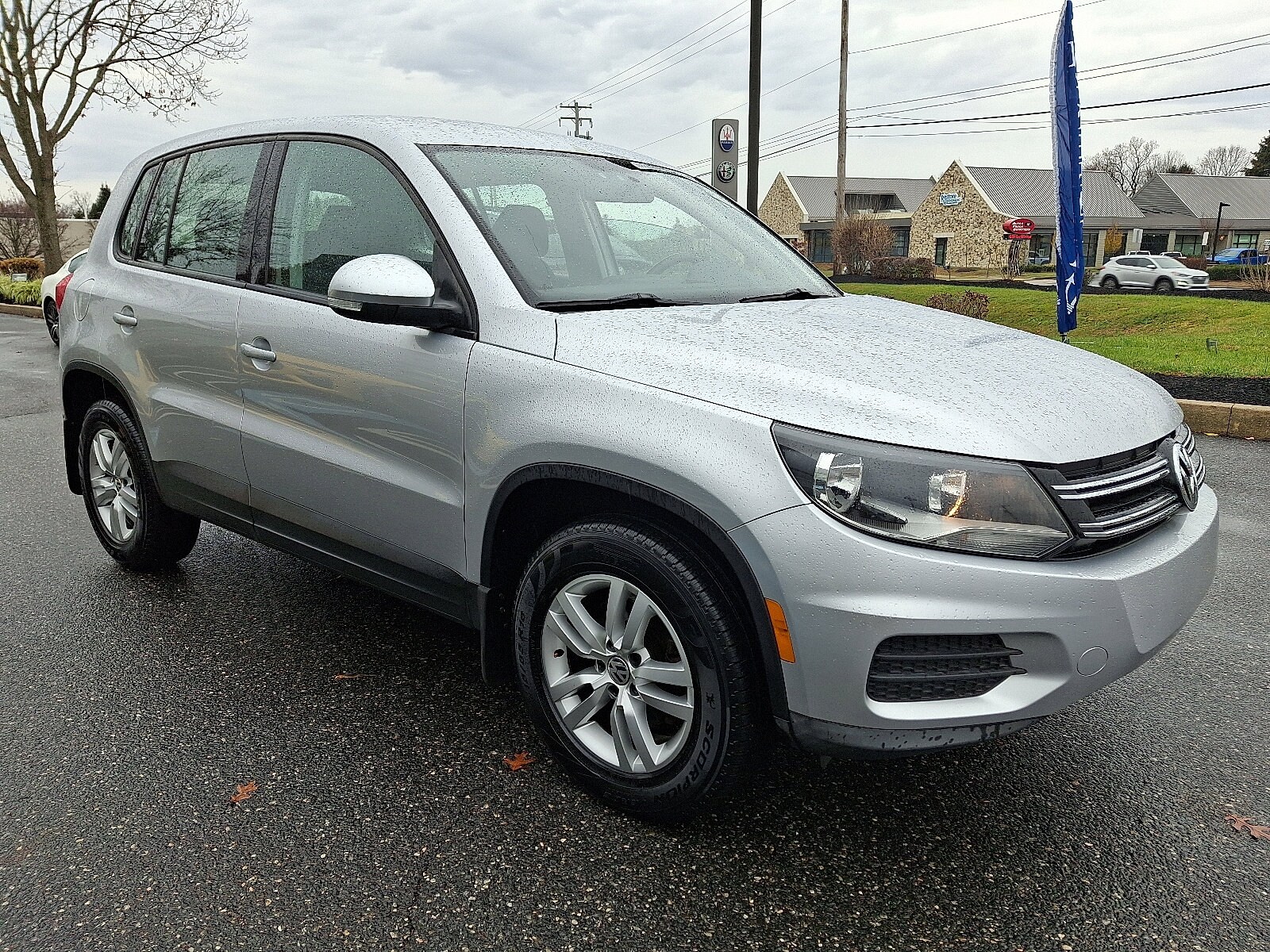 2013 Volkswagen Tiguan photo 3