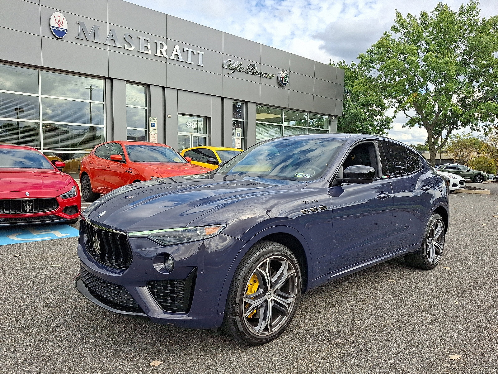 2022 Maserati Levante Modena's photo