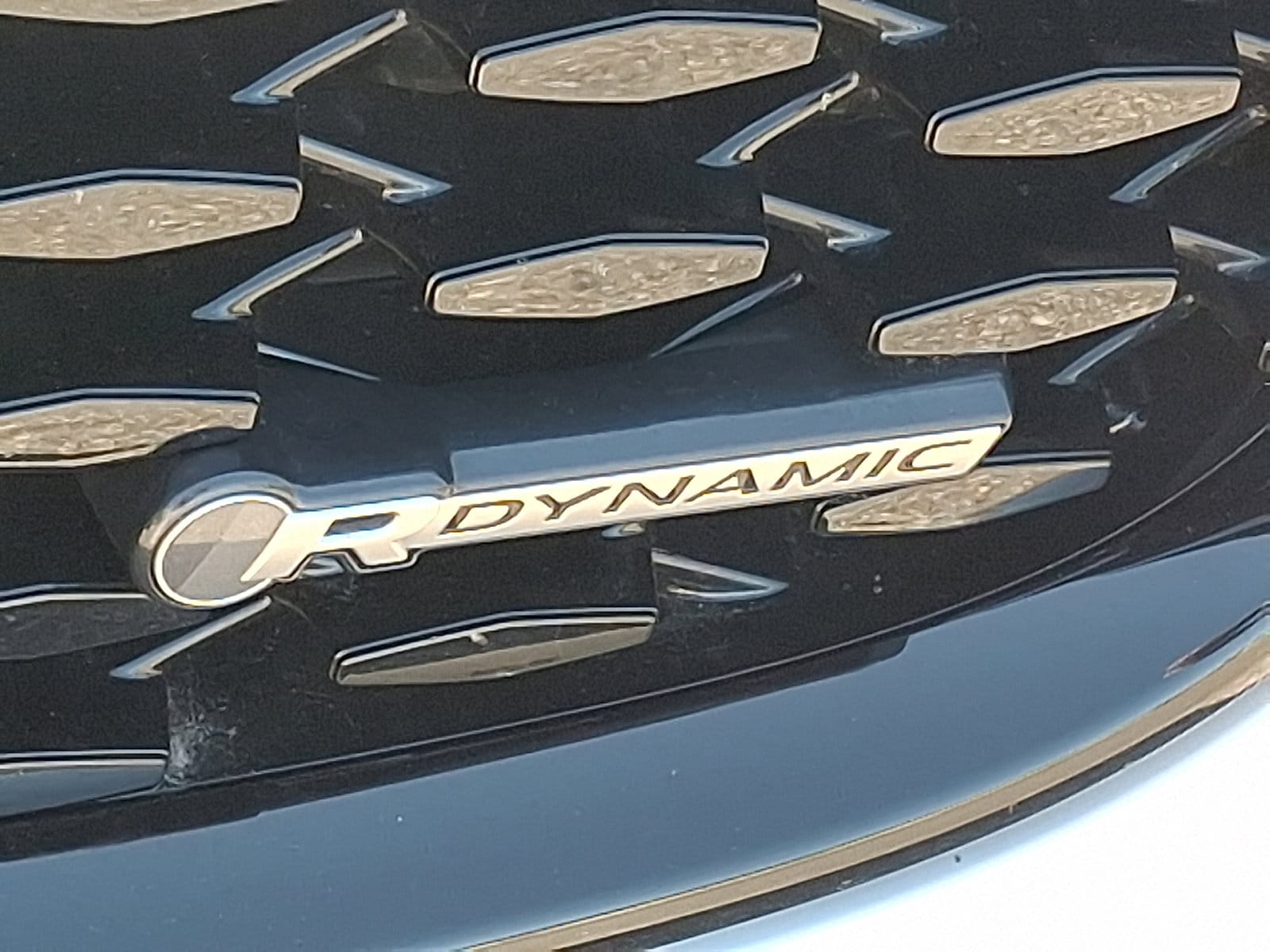 2025 Jaguar F-PACE R-Dynamic S - Photo 34