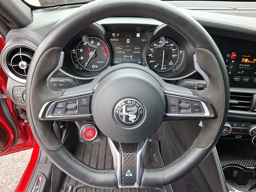 2023 Alfa Romeo Giulia Quadrifoglio - Photo 19