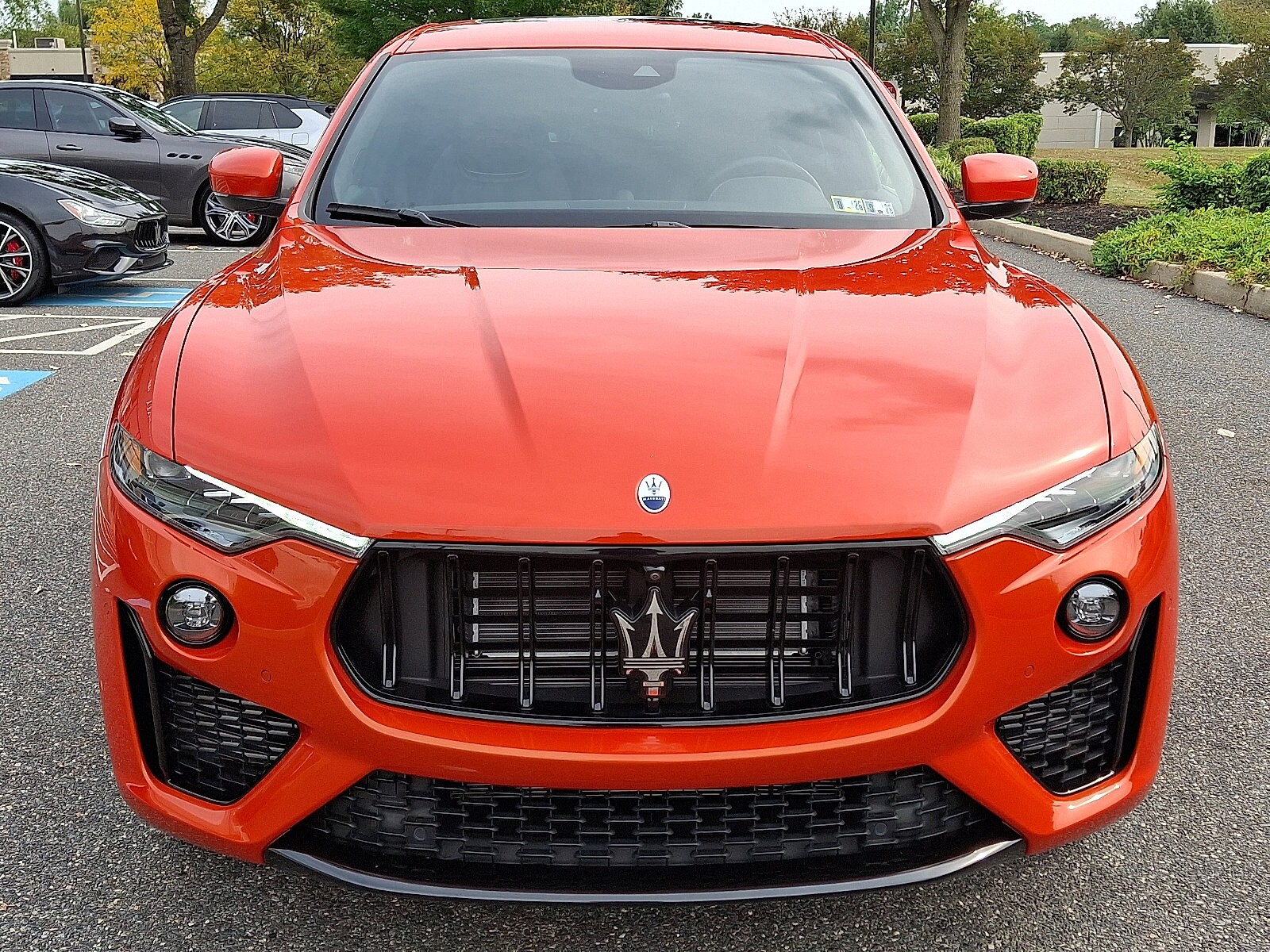 2023 Maserati Levante photo 2