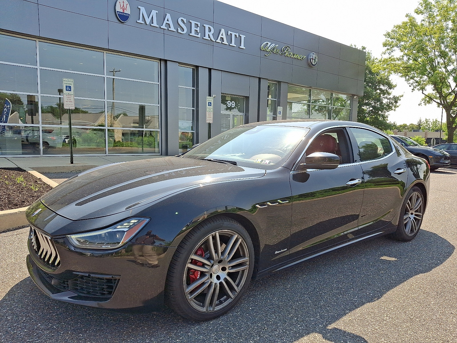 2018 Maserati Ghibli S GranLusso
