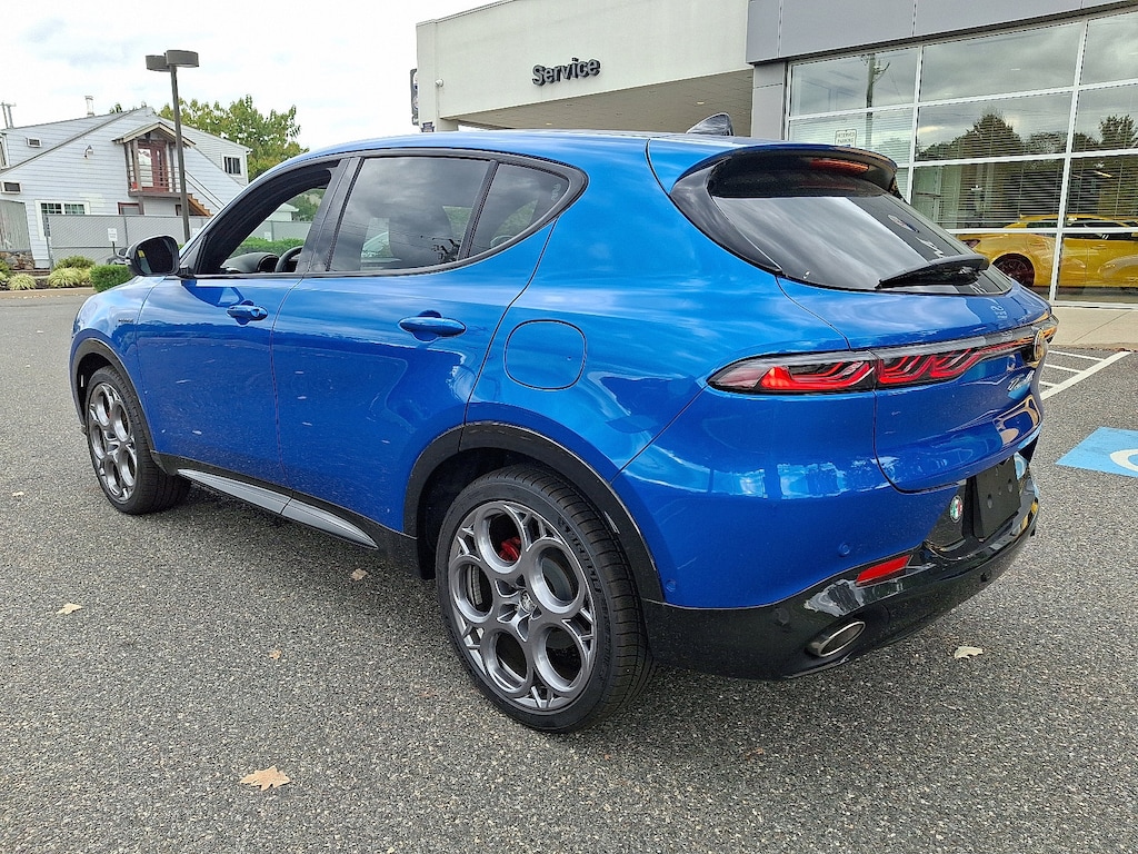 New 2024 Alfa Romeo Tonale VELOCE EAWD Sport Utility